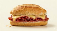 Lanche de Salame com Queijo